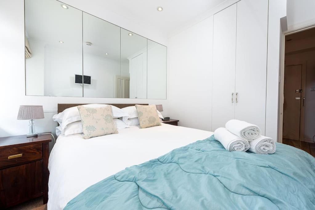 Chic Apartment - Fabulous Central Location In Zone 1 London Kültér fotó