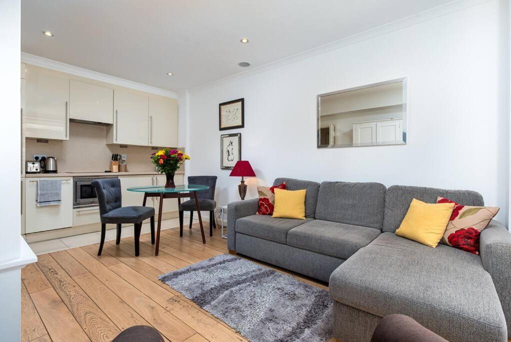 Chic Apartment - Fabulous Central Location In Zone 1 London Kültér fotó
